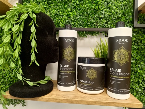 MOOE REPAIR ZESTAW REGENERUJĄCY Z KERATYNĄ - SZAMPON 1000ML + MASKA 1000ML + ODŻYWKA 1000ML.